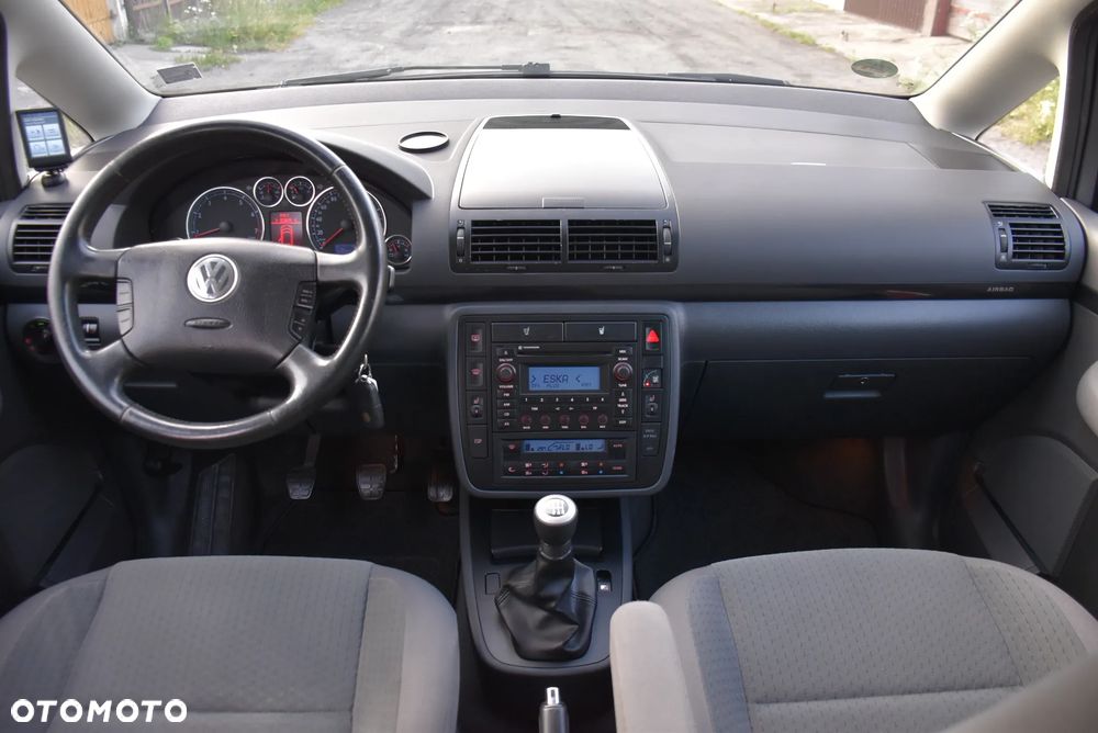 Volkswagen Sharan 1.8 5V Turbo Highline - 21