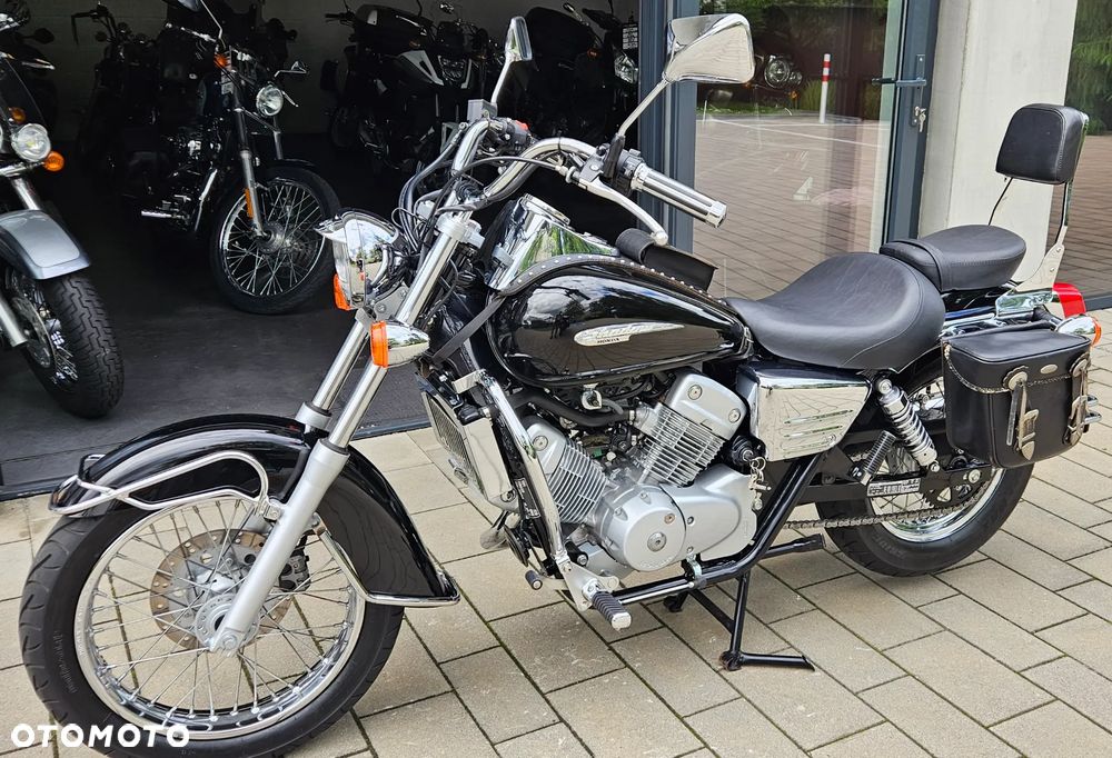 Honda Shadow - 16