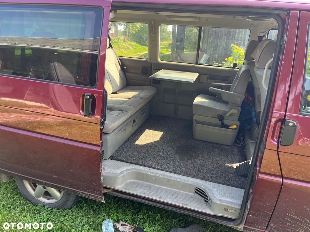 Volkswagen Multivan - 5