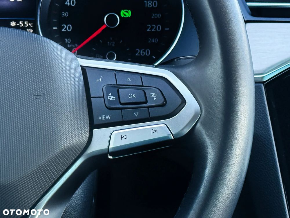 Volkswagen Passat 2.0 TSI Elegance DSG - 22
