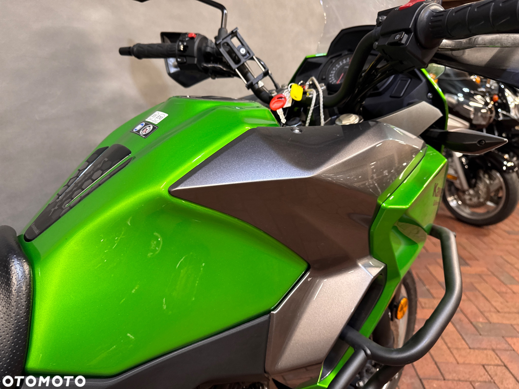 Kawasaki Versys-X 300 - 15