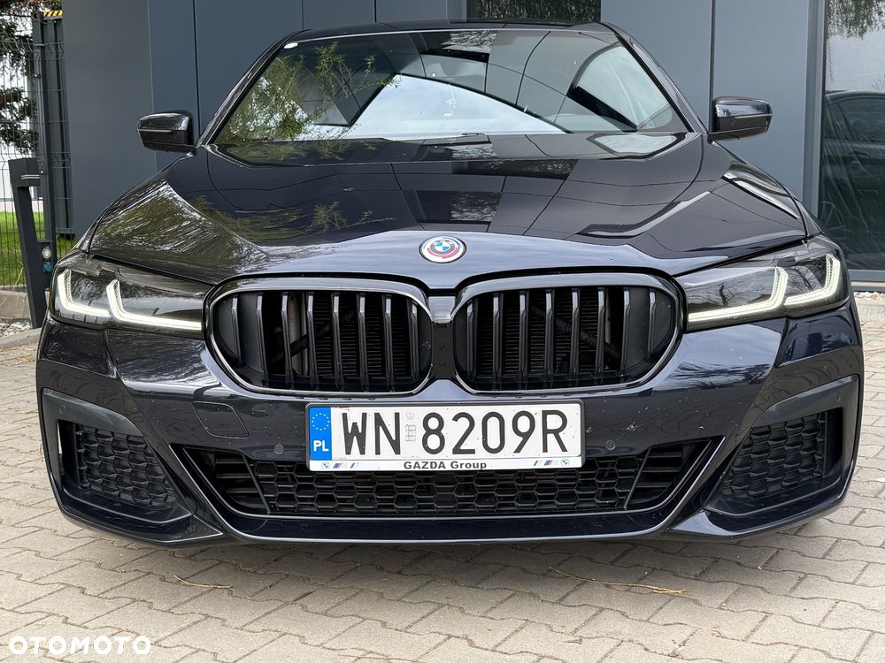 BMW Seria 5 520d MHEV M Sport sport - 2