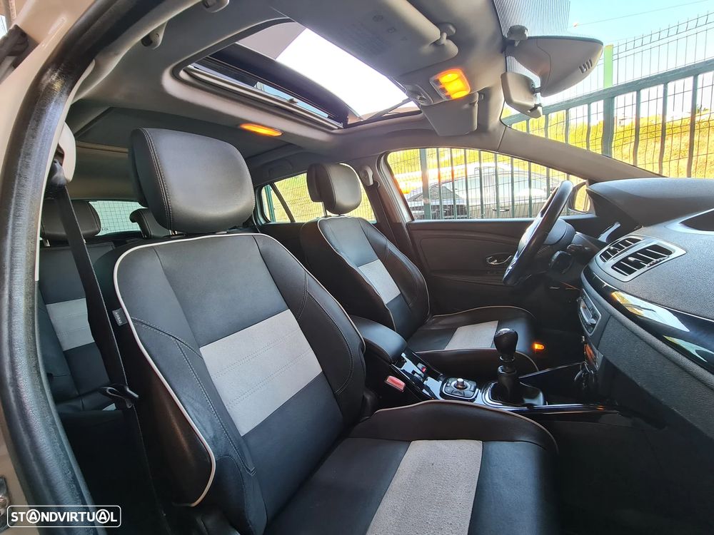 Renault Mégane Sport Tourer 1.5 dCi Bose Edition SS - 33