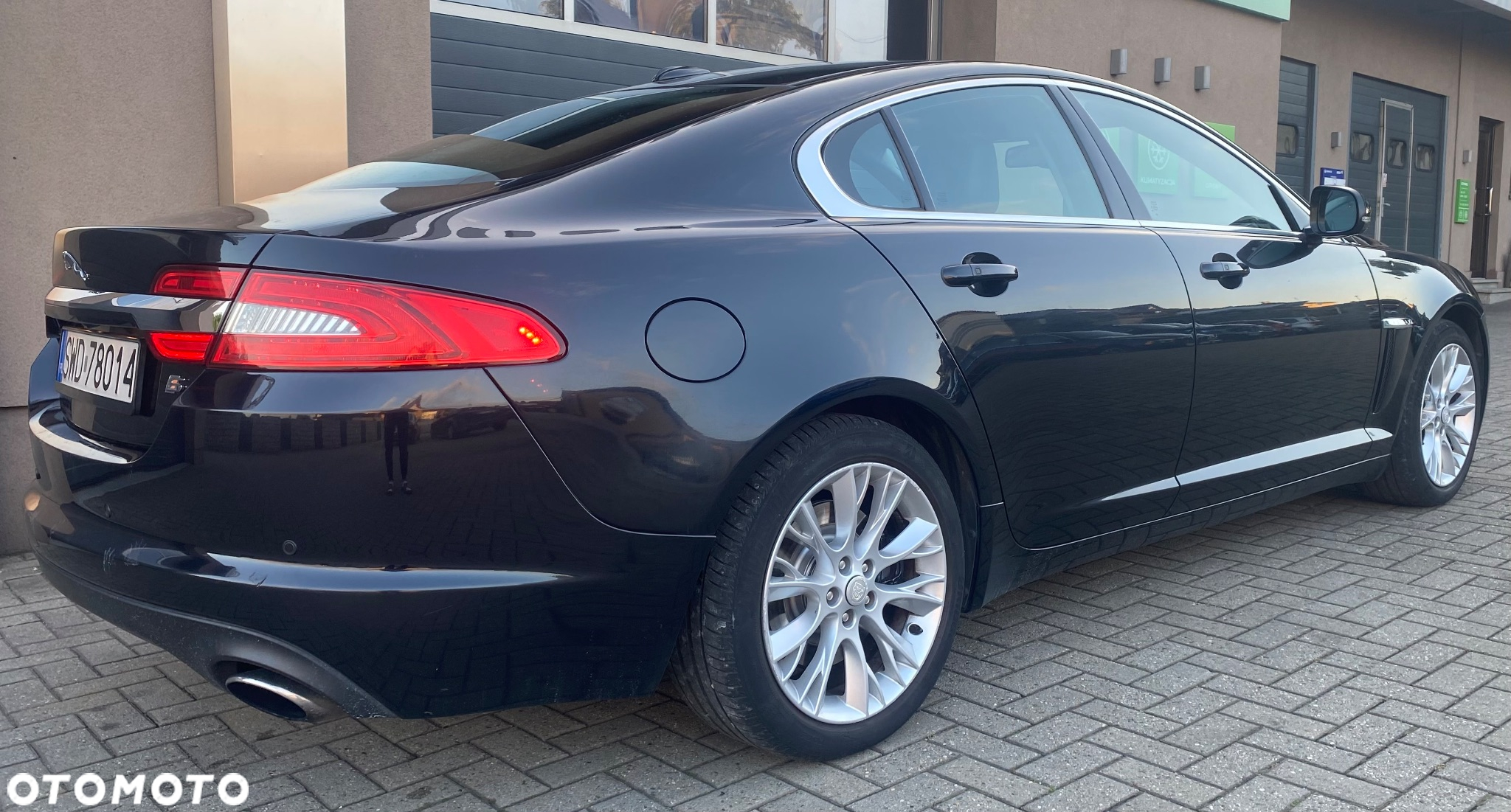 Jaguar XF 3.0 V6 D S Luxury - 12