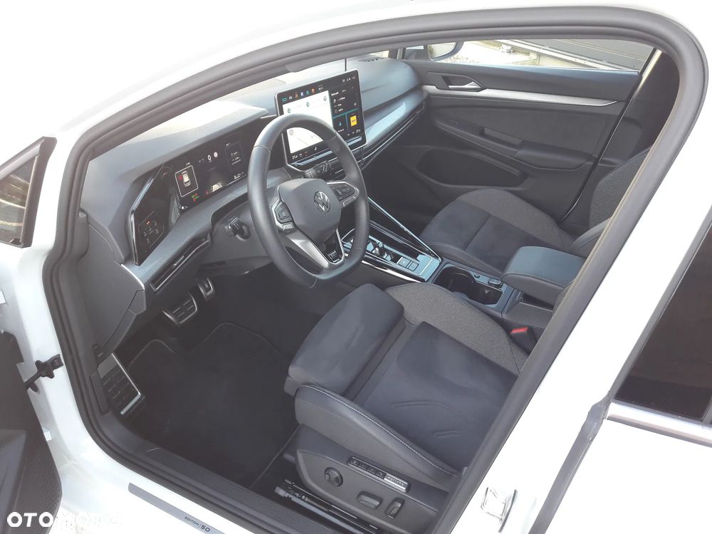Volkswagen Golf 1.5 eTSI mHEV Edition 50 DSG - 8