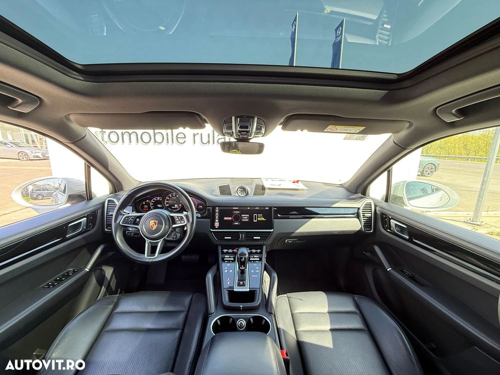 Porsche Cayenne - 14