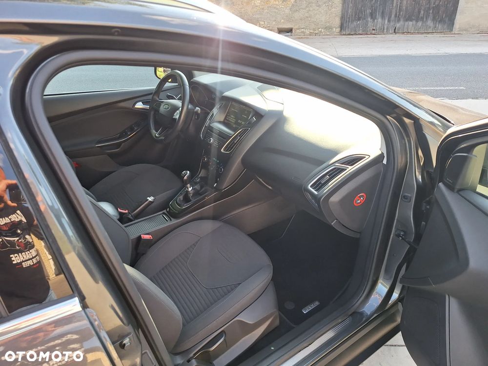 Ford Focus 1.5 TDCi Titanium - 12