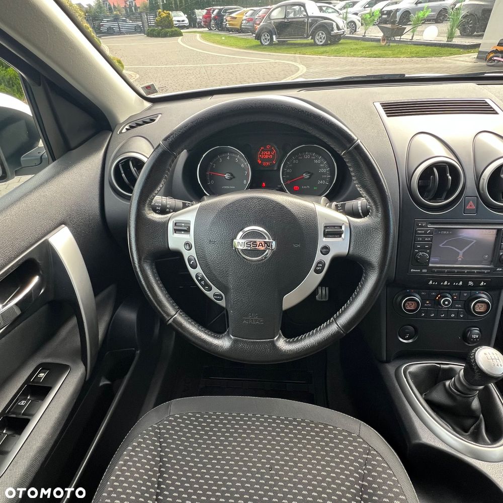 Nissan Qashqai 2.0 lounge - 31
