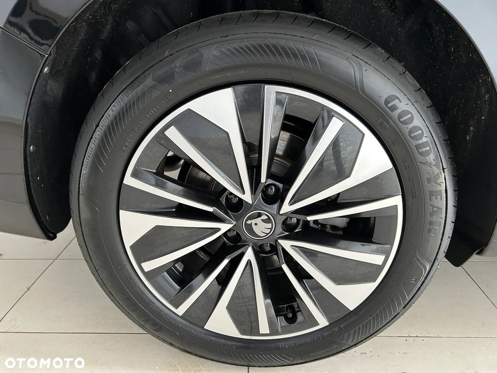 Skoda Superb 2.0 TSI Edition 130 DSG - 9