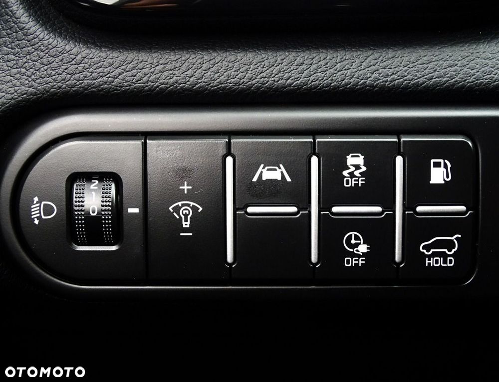 Kia Ceed 1.6 GDI PHEV L Business Line DCT - 24