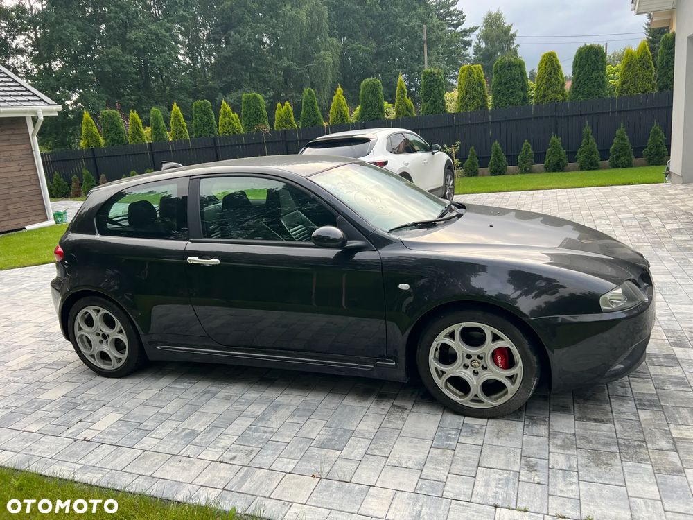 Alfa Romeo 147 3.2 24v GTA - 8