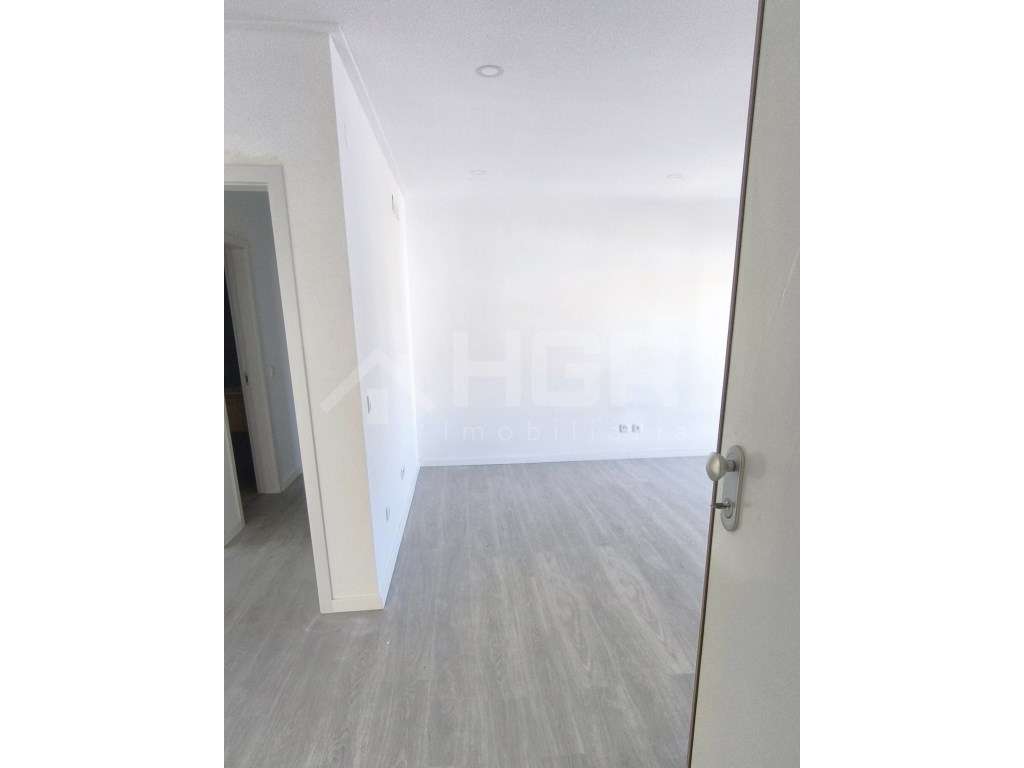 T3 | A ESTREAR | 110 M2 | 2 CASAS BANHO | 2 VARANDAS | ALTO DO SEIX... - Grande imagem: 5/32