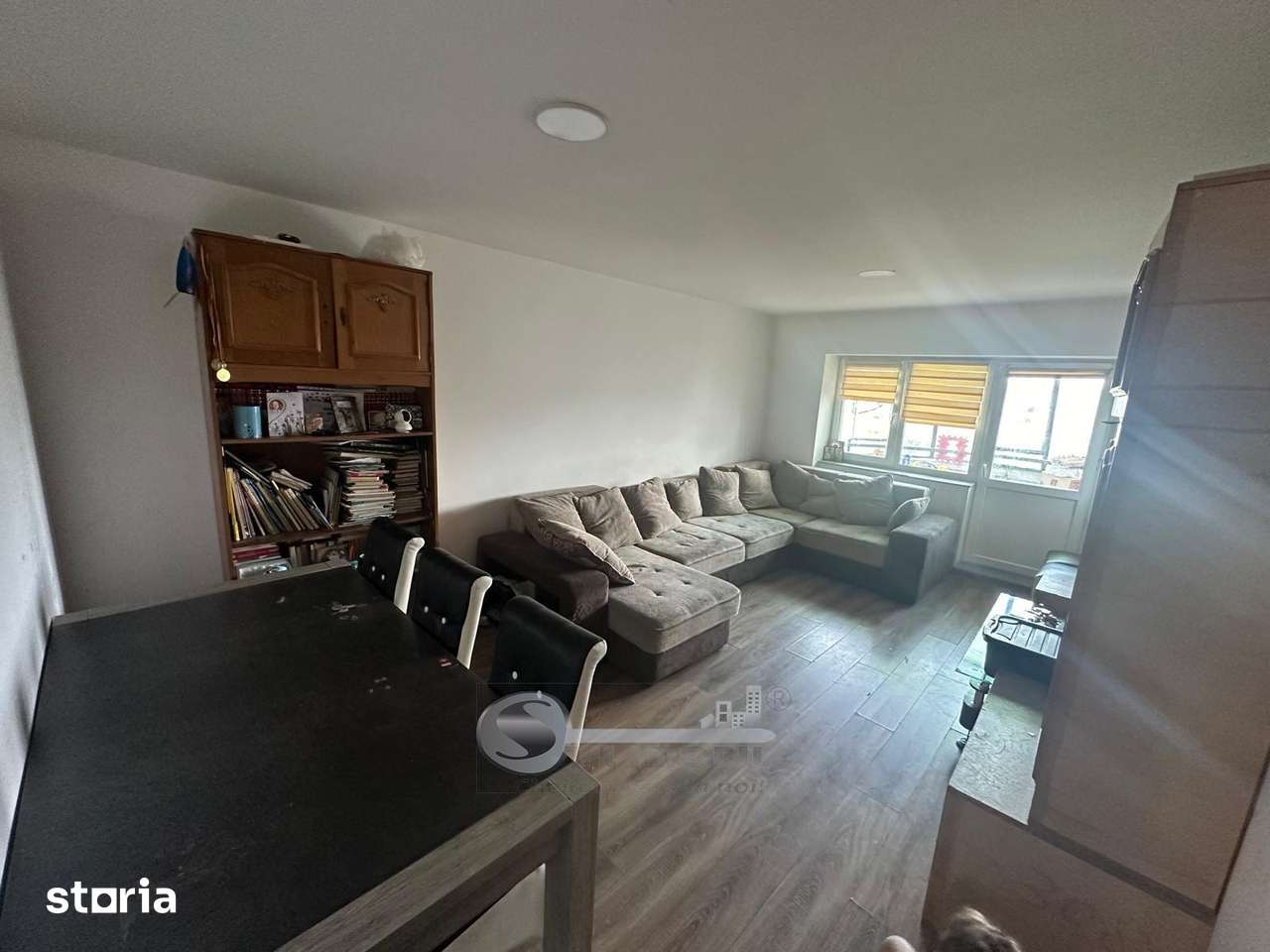 Apartament 4 camere decomandat, 101 mp, etaj intermediar – Nicolina, I — fotografia 3