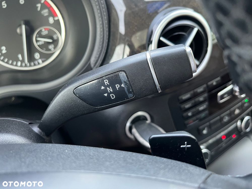 Mercedes-Benz Klasa B 200 7G-DCT Style - 28