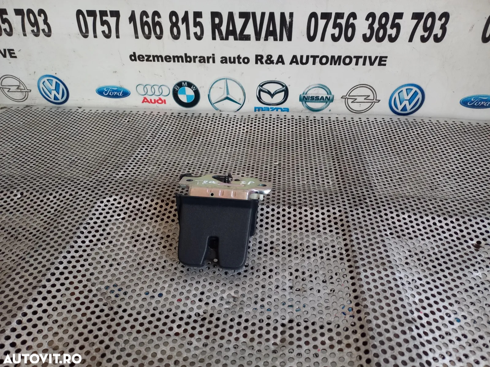 Broasca Blocator Incuietoare Haion Hayon Vw T Roc T-Roc An 2017-2018-2019-2020-2021-2022-2023 Cod 2 - 4