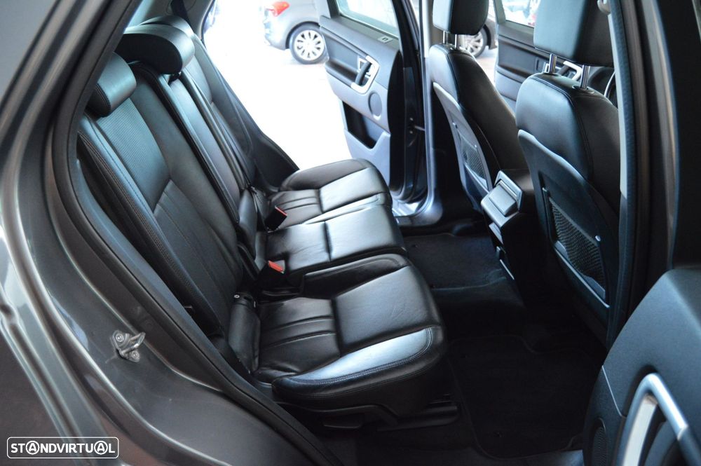 Land Rover Discovery - 18