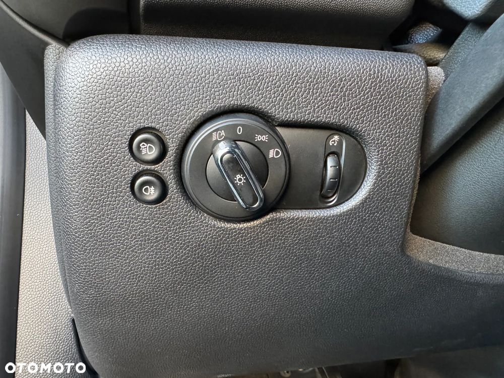 MINI John Cooper Works - 34