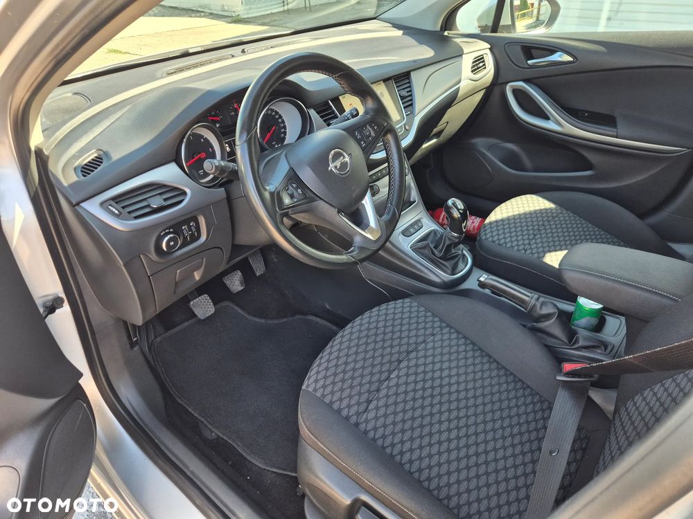 Opel Astra - 17
