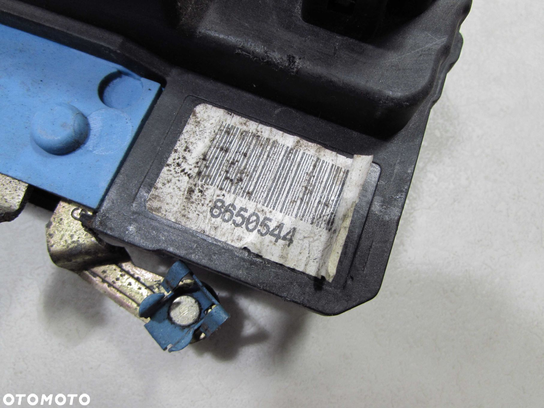 VOLVO S60 V70 II XC70 S80 00- ZAMEK DRZWI LEWY PRZOD 8650544 8 PIN - 6