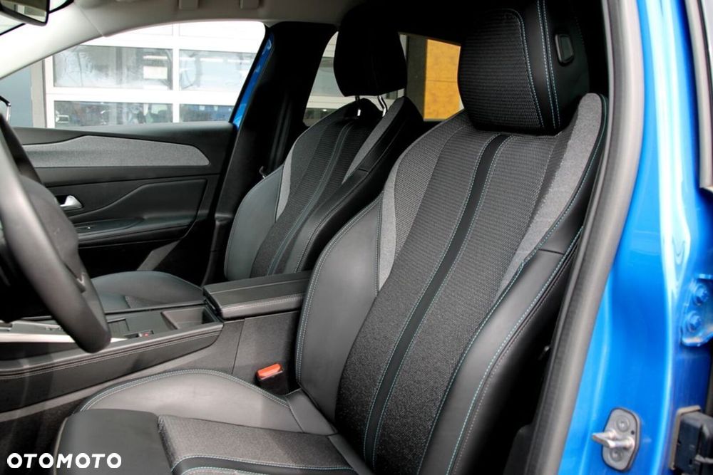 Peugeot 308 1.2 PureTech Allure Pack S&S EAT8 - 29