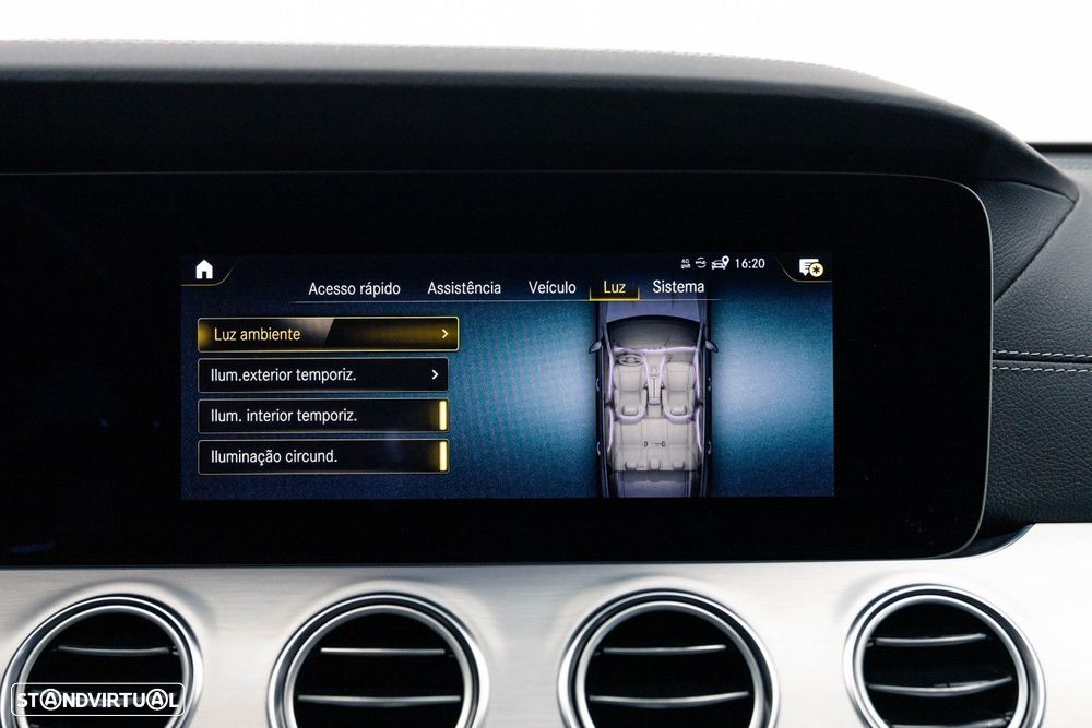 Mercedes-Benz E 300 e AMG Line - 41