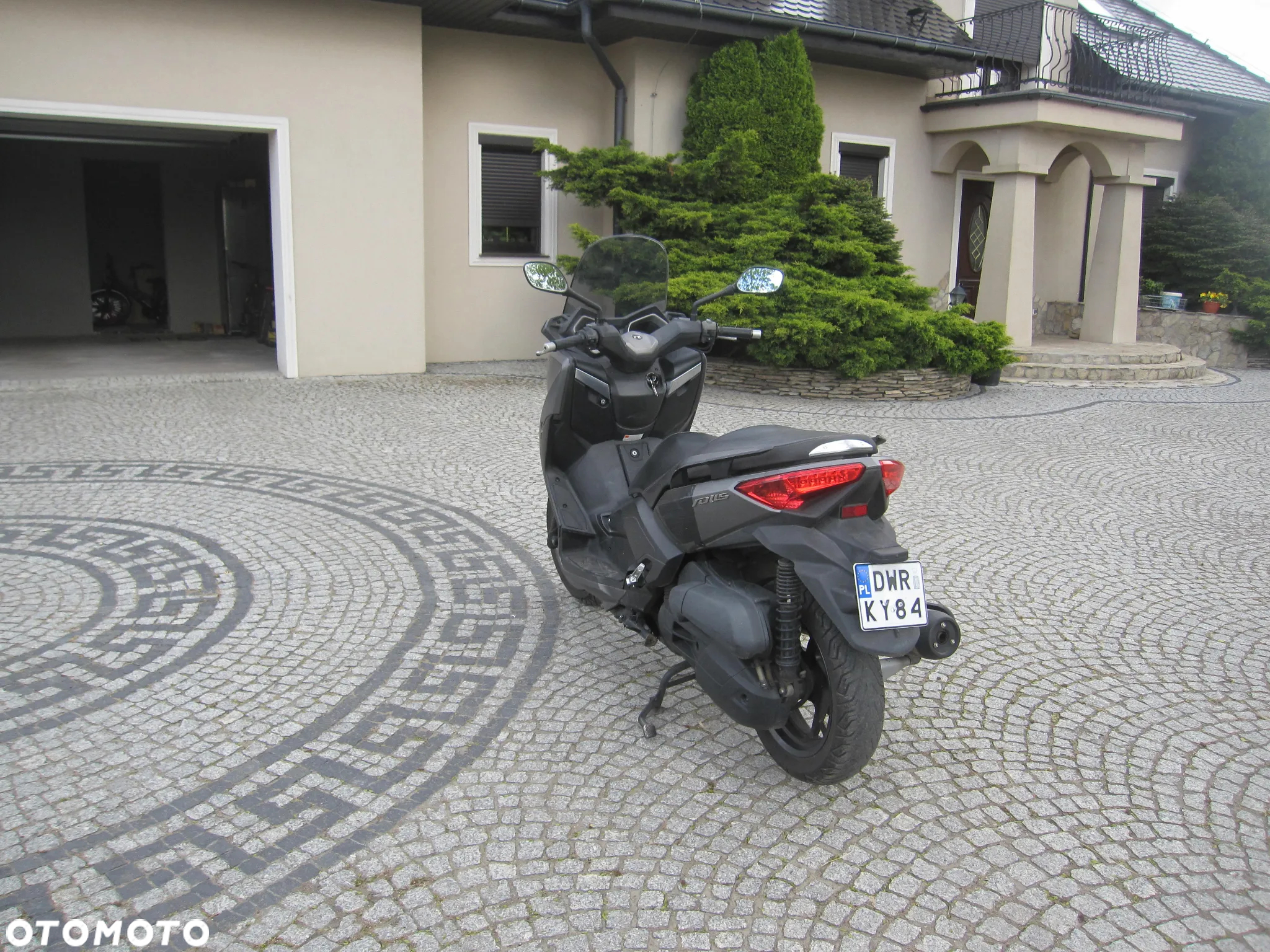 Yamaha X-max - 11