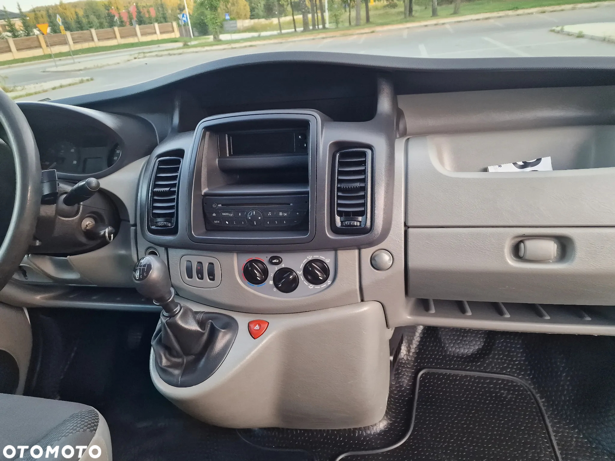 Opel Vivaro - 5