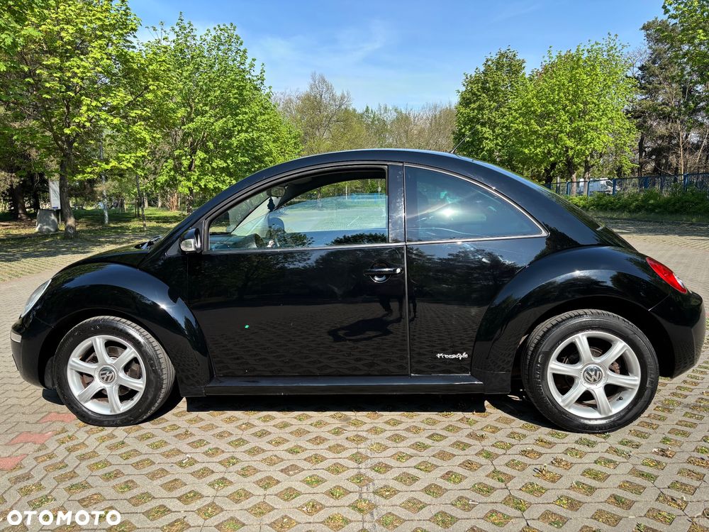 Volkswagen New Beetle 1.6 Freestyle - 5