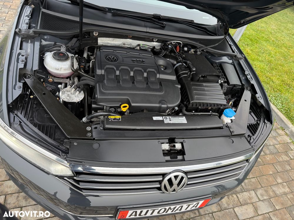 Volkswagen Passat Variant 2.0 TDI SCR DSG BlueMotion Highline - 20