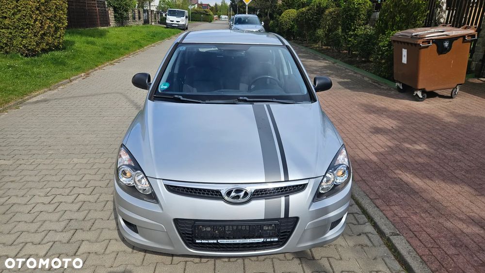 Hyundai i30 1.4 Comfort - 11