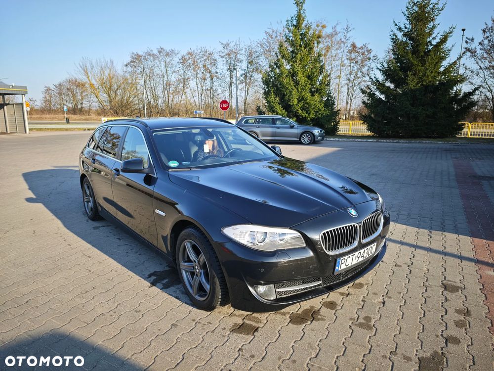 BMW Seria 5 520d Luxury Line - 1