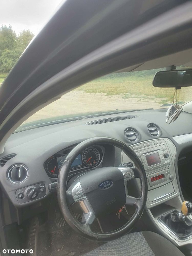 Ford Mondeo - 3