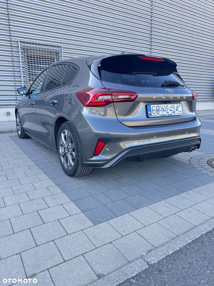 Ford Focus - 2