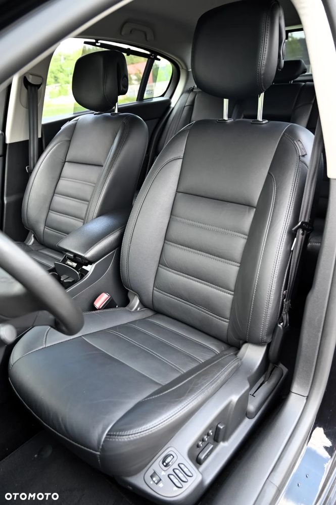 Renault Latitude dCi 175 FAP - 31