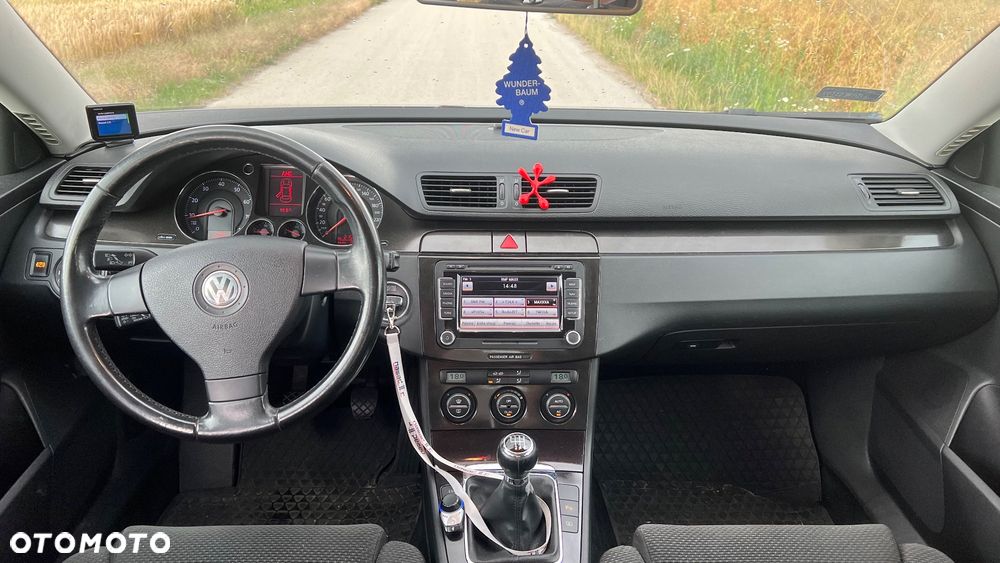 Volkswagen Passat 1.8 TSI Comfortline - 7
