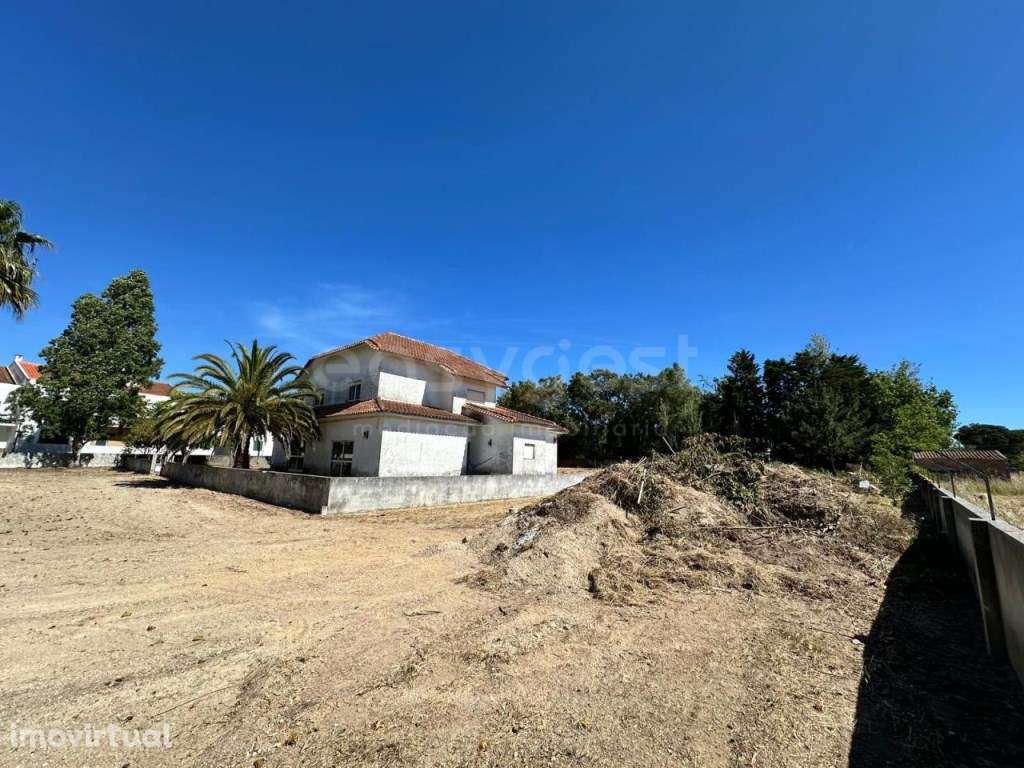 Terreno Urbano de 5354m² nas Caixas - Sesimbra | Projeto Aprovado p... - Grande imagem: 2/23