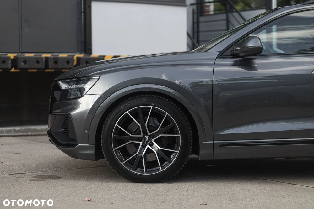 Audi SQ8 - 20