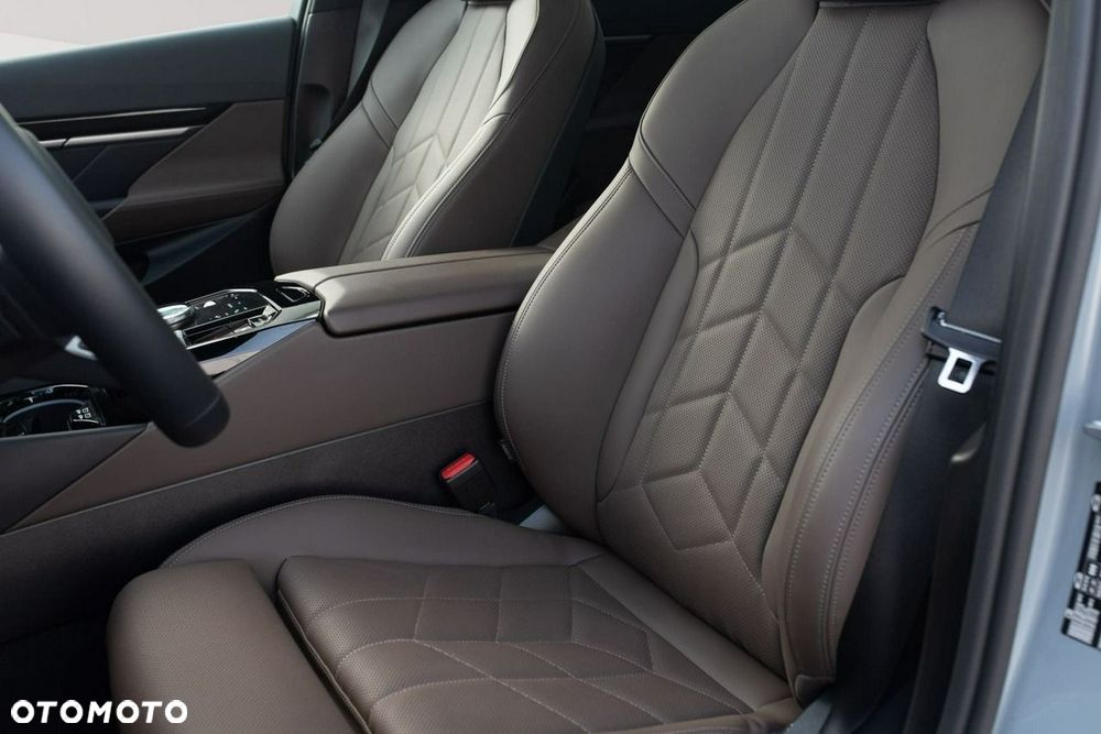 BMW Seria 5 520d mHEV M Sport - 11