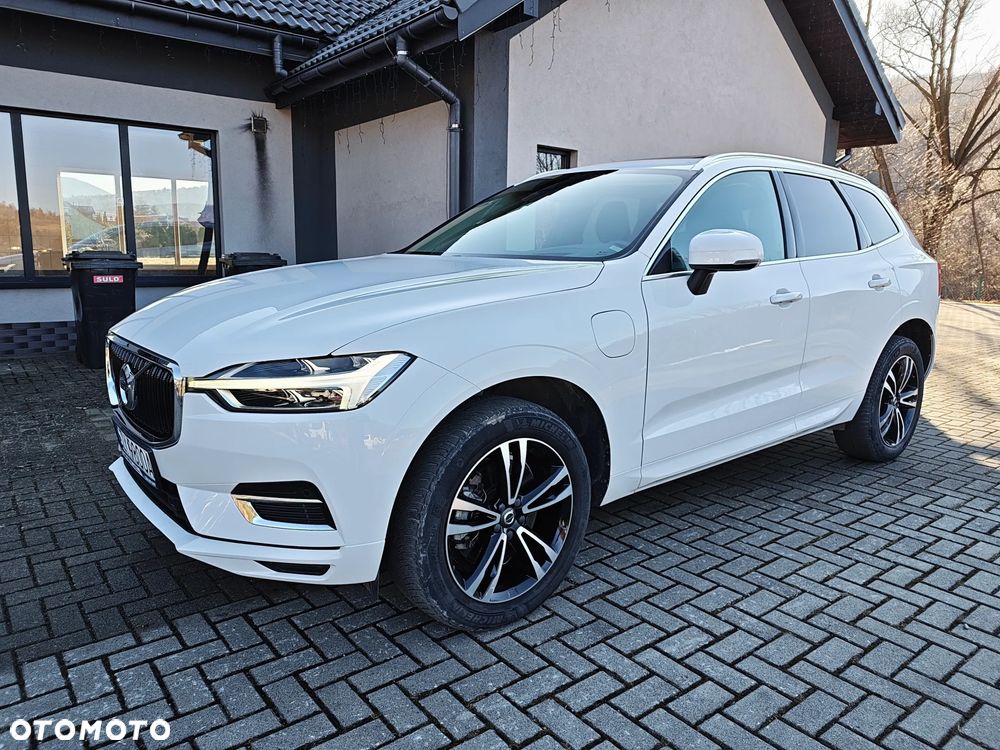 Volvo XC 60 T8 AWD Recharge Geartronic RDesign Expression - 2