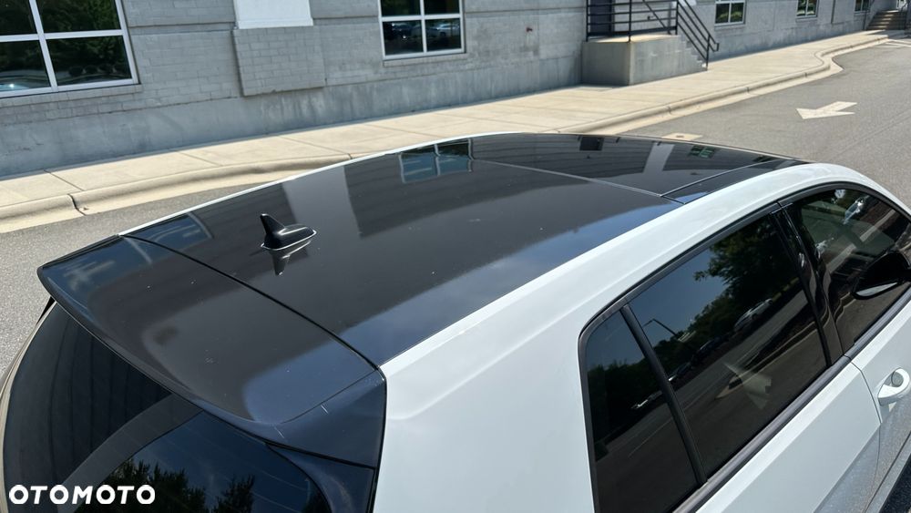 Volkswagen Golf - 31