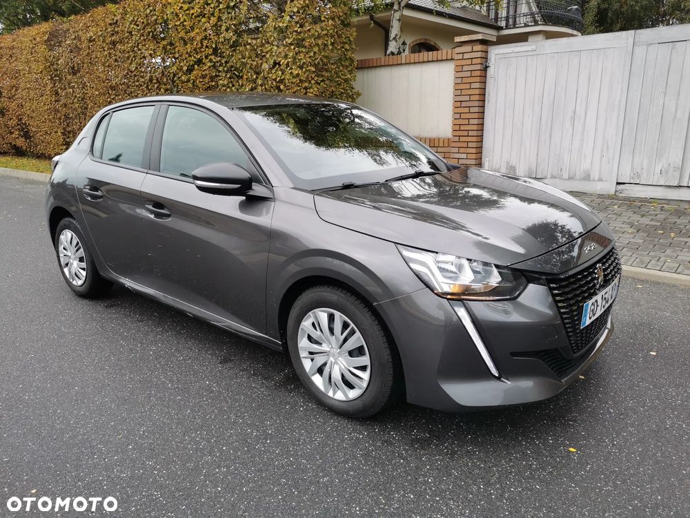 Peugeot 208 - 1