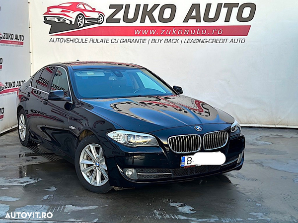 BMW Seria 5 520d Aut. Luxury Line