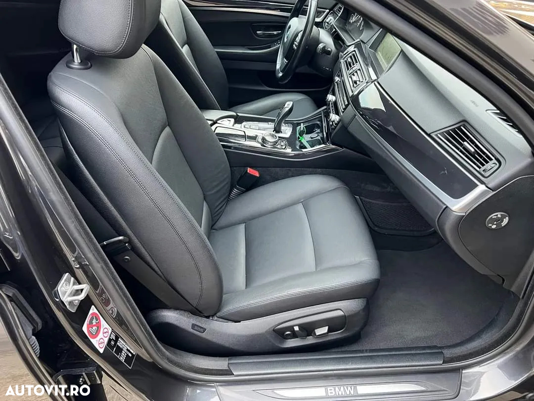 BMW Seria 5 520d xDrive AT - 10