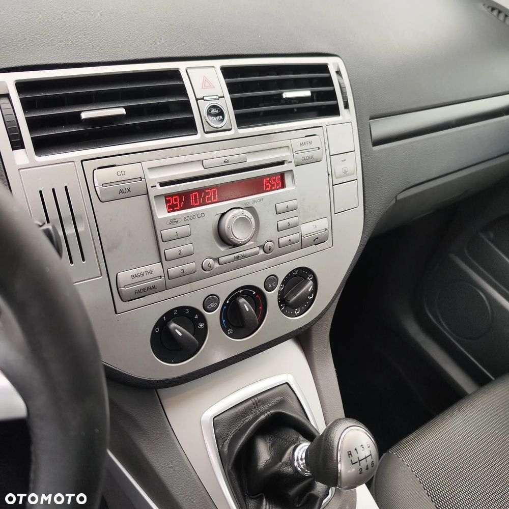 Ford Kuga 2.0 TDCi 4x4 Trend - 11