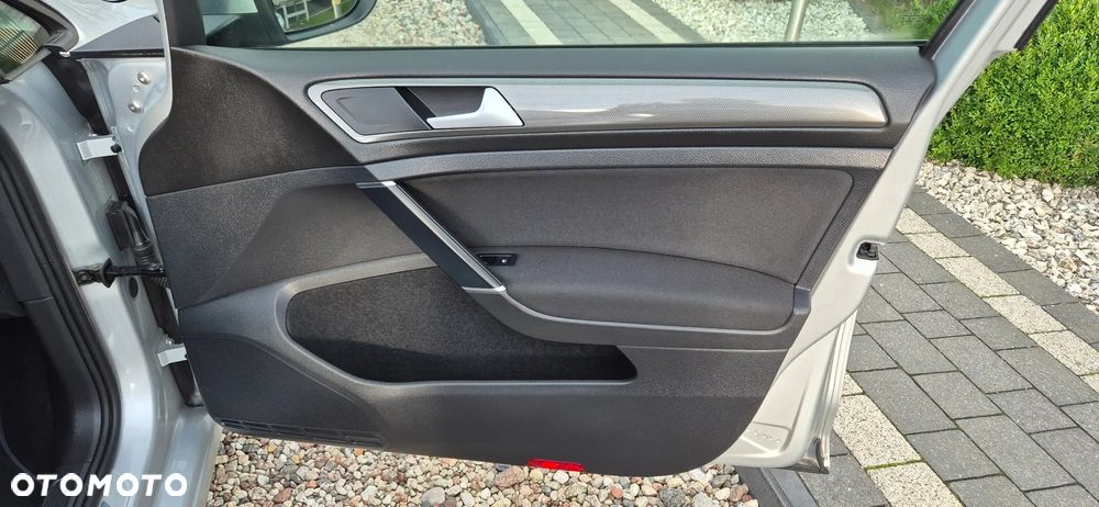 Volkswagen Golf 1.6 TDI SCR Join - 27