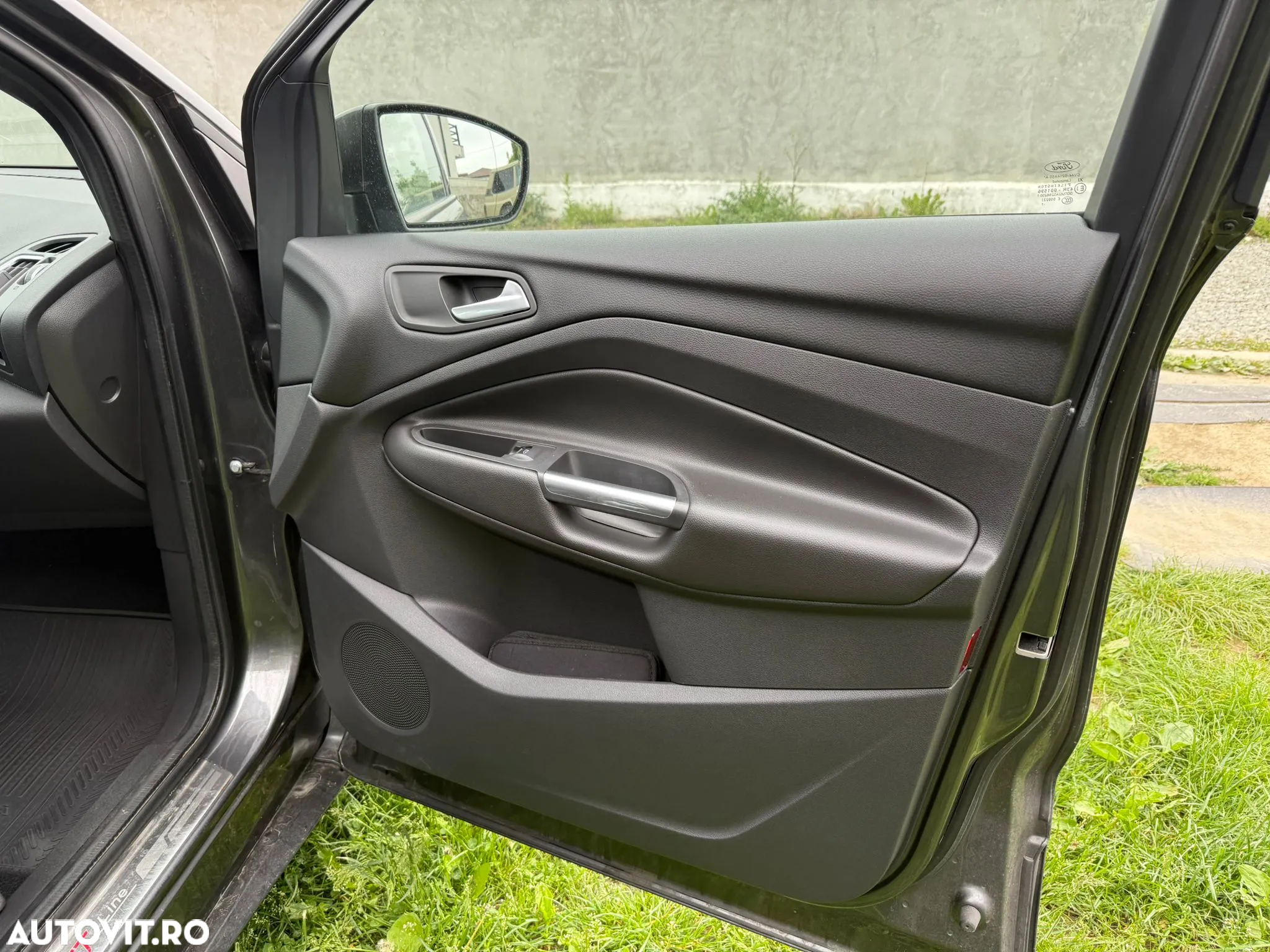 Ford Kuga 2.0 TDCi 4WD Powershift ST-Line - 10