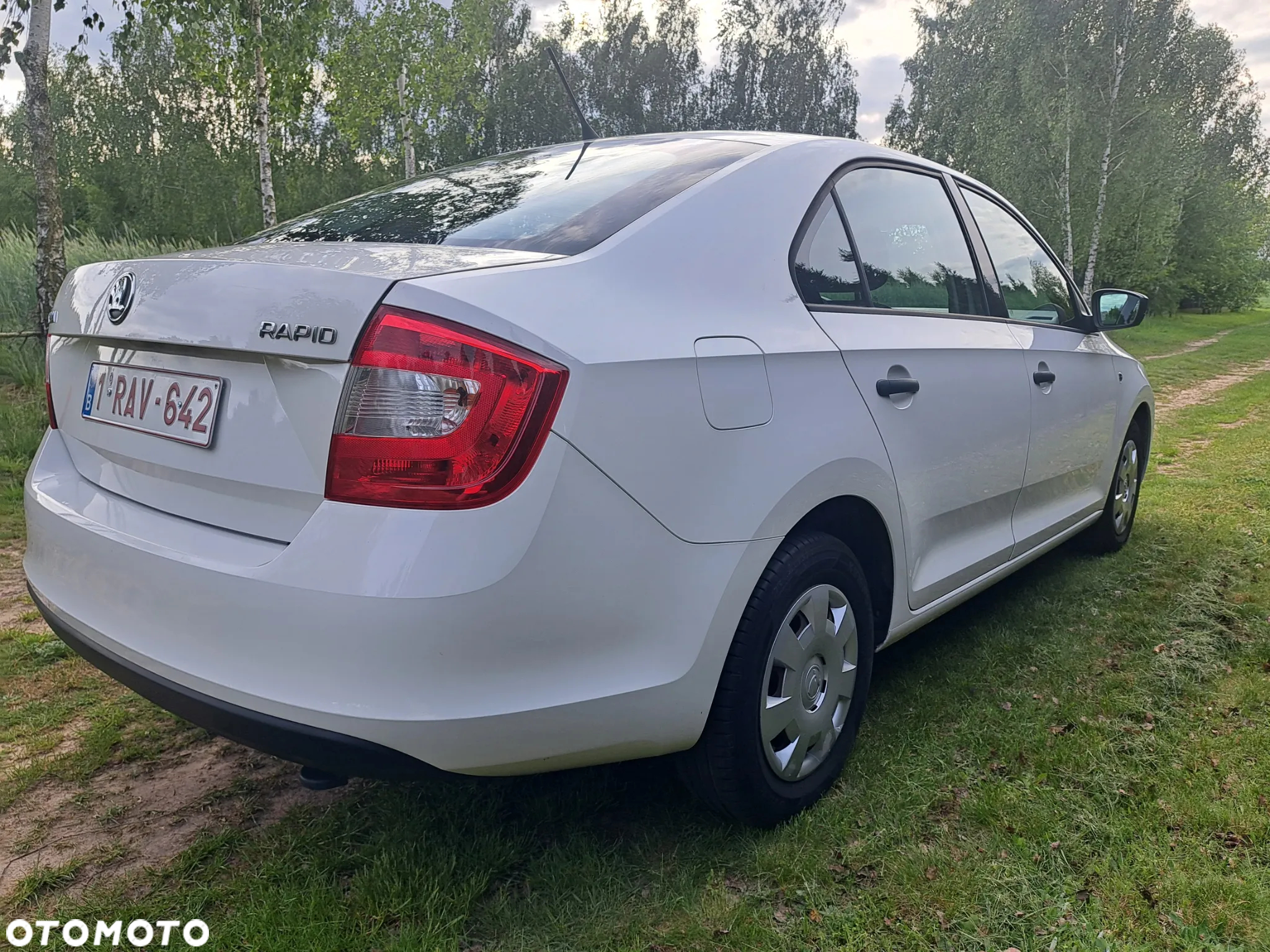 Skoda RAPID 1.2 MPI Ambition - 4