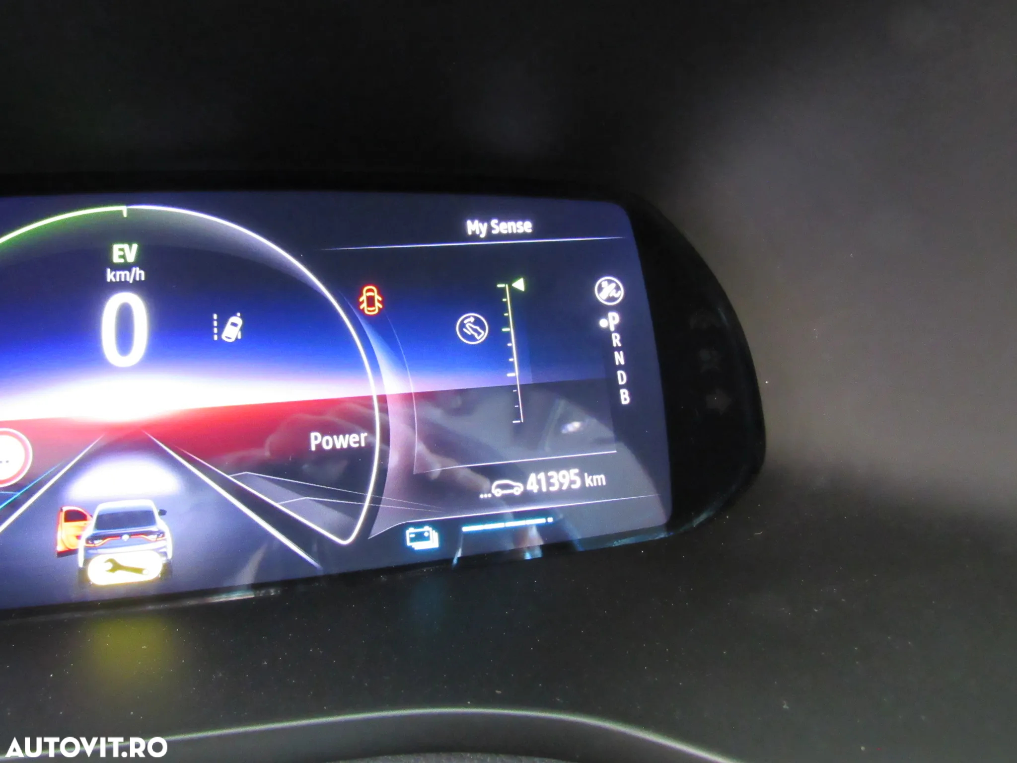 Renault Arkana E-TECH Hybrid Intens - 12