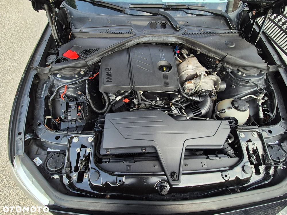 Mercedes-Benz Klasa C 180 BlueEFFICIENCY Avantgarde - 24