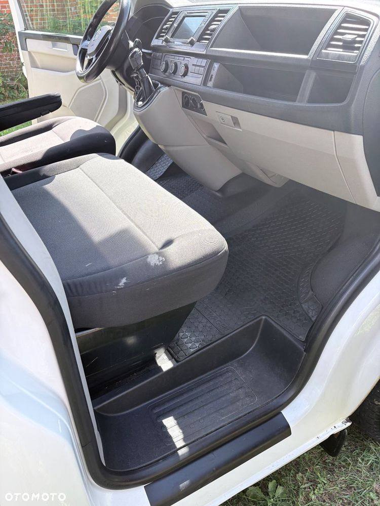 Volkswagen TRANSPORTER T6 - 15